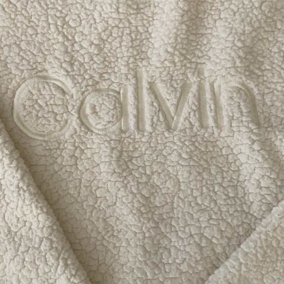 Calvin Klein long sleeved fleece sweatshirt - Picture 3 of 3